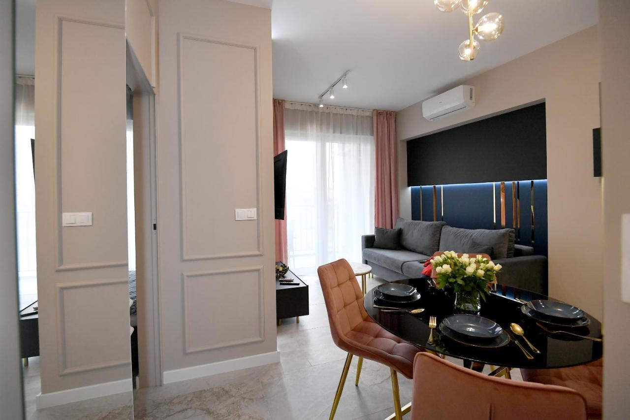 Coco Elite Apartments Zator Luaran gambar